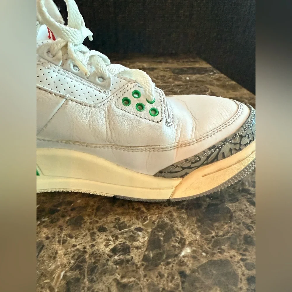 Nike. Wmns Air Jordan 3 Retro 'Lucky Green'. Size 7.